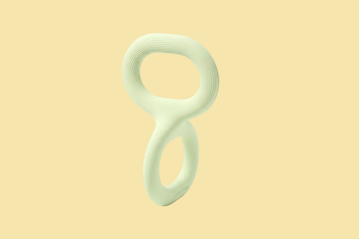 Earth Rated Tug Toy Gummi